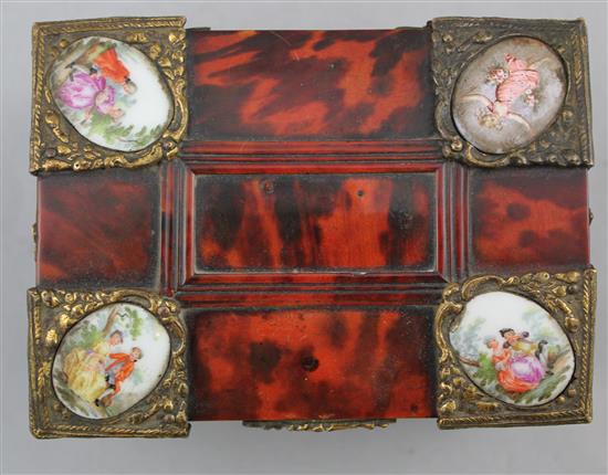 A late 19th century rectangular tortoiseshell table casket, 5in.